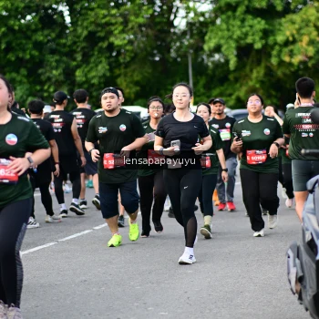 Runner Photo 4154944