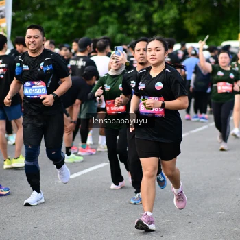 Runner Photo 4154948