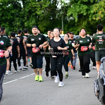 Runner Photo 4154967