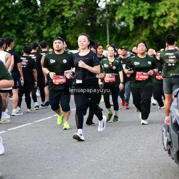 Runner Photo 4154971
