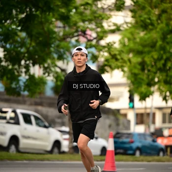 Runner Photo 4154994