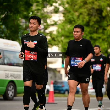 Runner Photo 4155018
