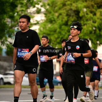 Runner Photo 4155043
