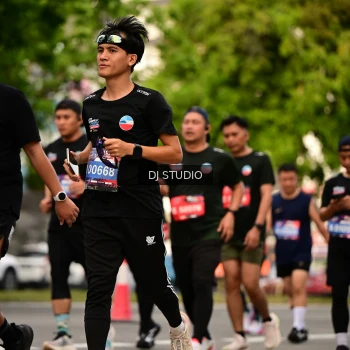 Runner Photo 4155053