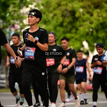 Runner Photo 4155054