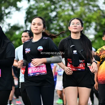 Runner Photo 4155062