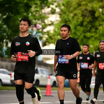 Runner Photo 4155074