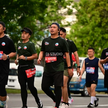Runner Photo 4155075