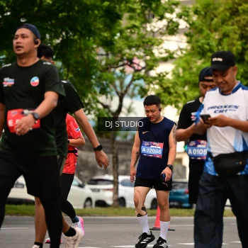 Runner Photo 4155087