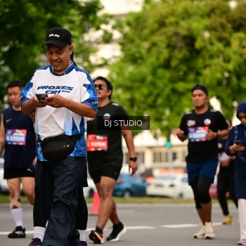 Runner Photo 4155106