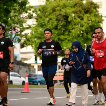 Runner Photo 4155108