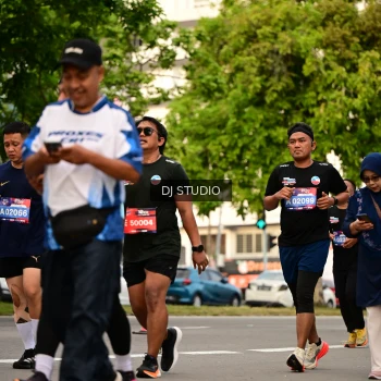 Runner Photo 4155109