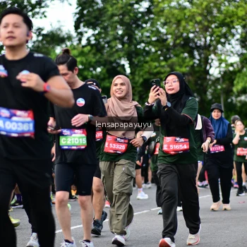 Runner Photo 4155110