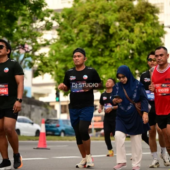 Runner Photo 4155113
