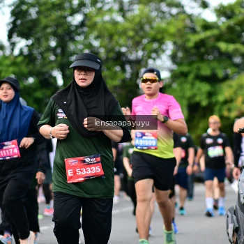 Runner Photo 4155114