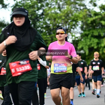 Runner Photo 4155140
