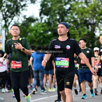 Runner Photo 4155178