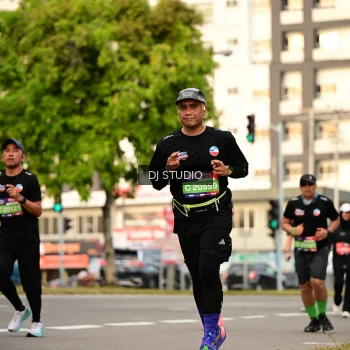 Runner Photo 4155240