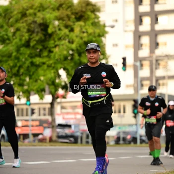 Runner Photo 4155242