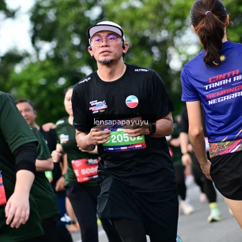 Runner Photo 4155318