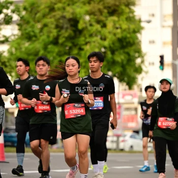 Runner Photo 4155361