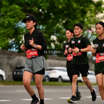 Runner Photo 4155366