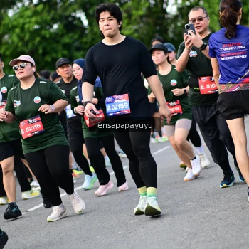 Runner Photo 4155376