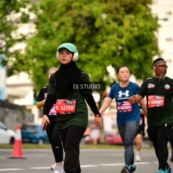 Runner Photo 4155395