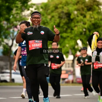 Runner Photo 4155416