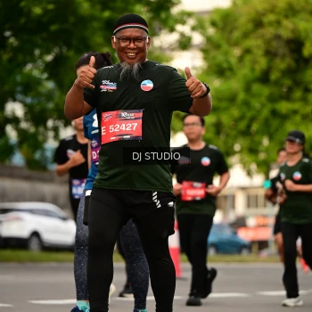 Runner Photo 4155426