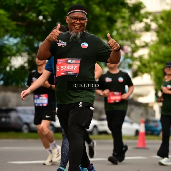 Runner Photo 4155431