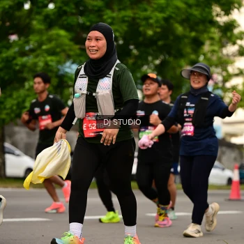 Runner Photo 4155451