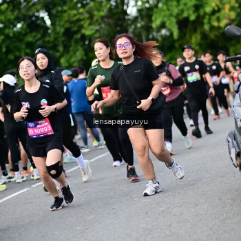 Runner Photo 4155456