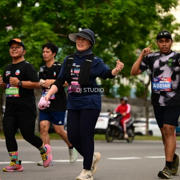 Runner Photo 4155459