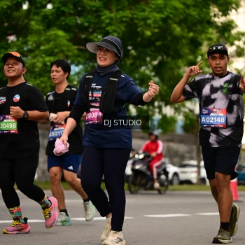 Runner Photo 4155460