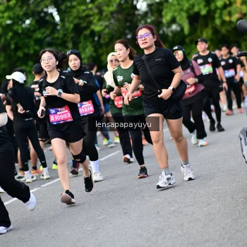 Runner Photo 4155470