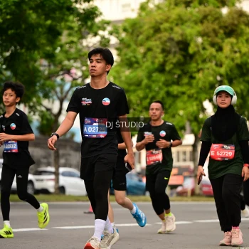 Runner Photo 4155472