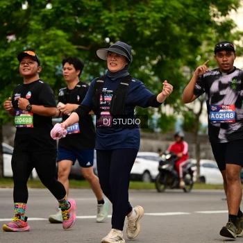 Runner Photo 4155473