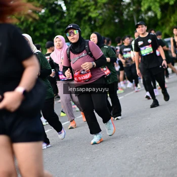 Runner Photo 4155497