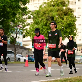 Runner Photo 4155499