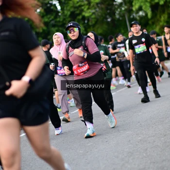 Runner Photo 4155500