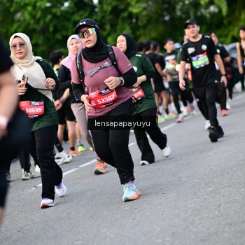 Runner Photo 4155514