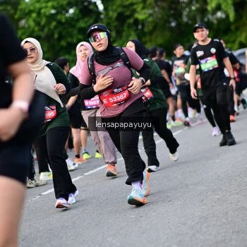 Runner Photo 4155516