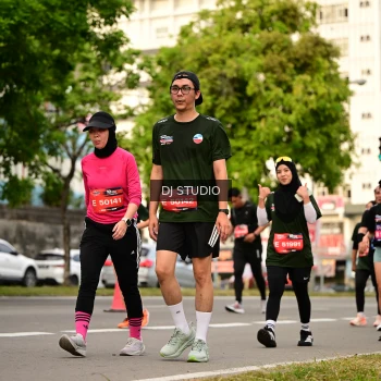 Runner Photo 4155545
