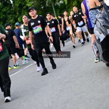 Runner Photo 4155546