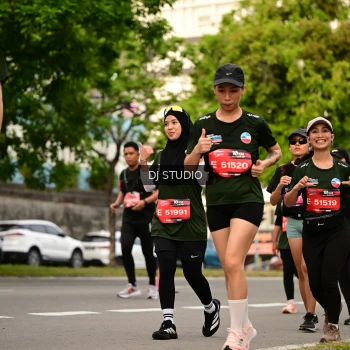 Runner Photo 4155550