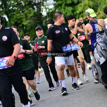 Runner Photo 4155577