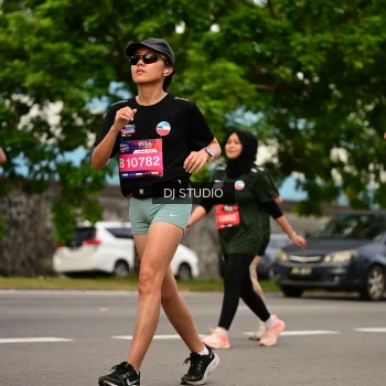 Runner Photo 4155611