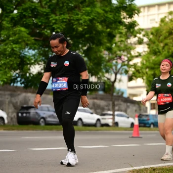 Runner Photo 4155624