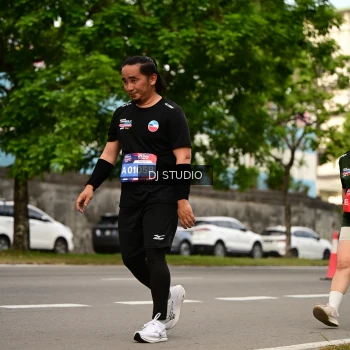 Runner Photo 4155626